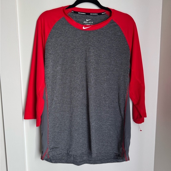 Nike Other - Nike baseball slime fit tee